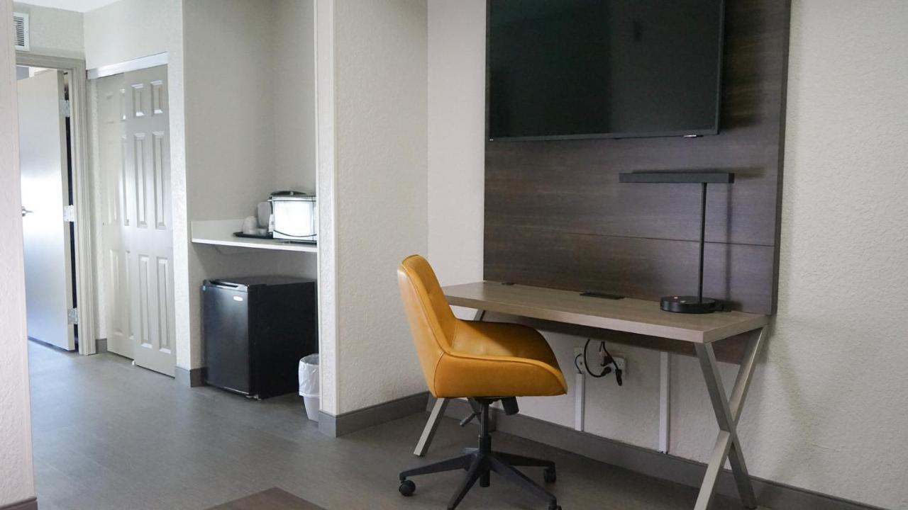 Holiday Inn Express & Suites Lakeland North I-4 By Ihg Zewnętrze zdjęcie