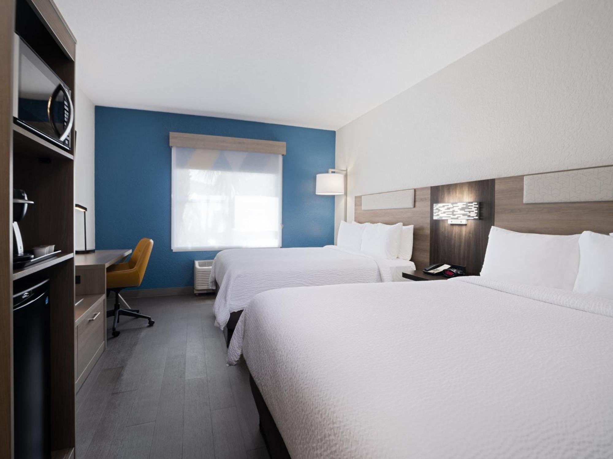 Holiday Inn Express & Suites Lakeland North I-4 By Ihg Zewnętrze zdjęcie