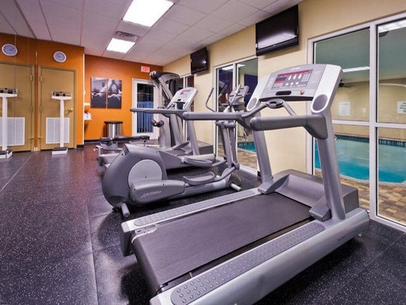 Holiday Inn Express & Suites Lakeland North I-4 By Ihg Zewnętrze zdjęcie